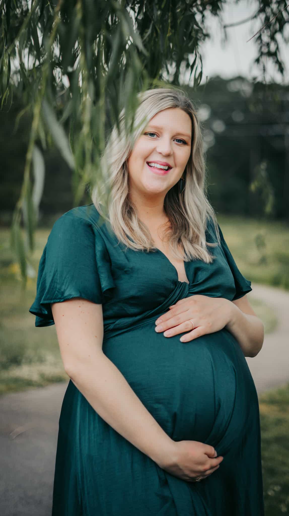 Outdoor maternity lifestyle portrait - Fayetteville NC