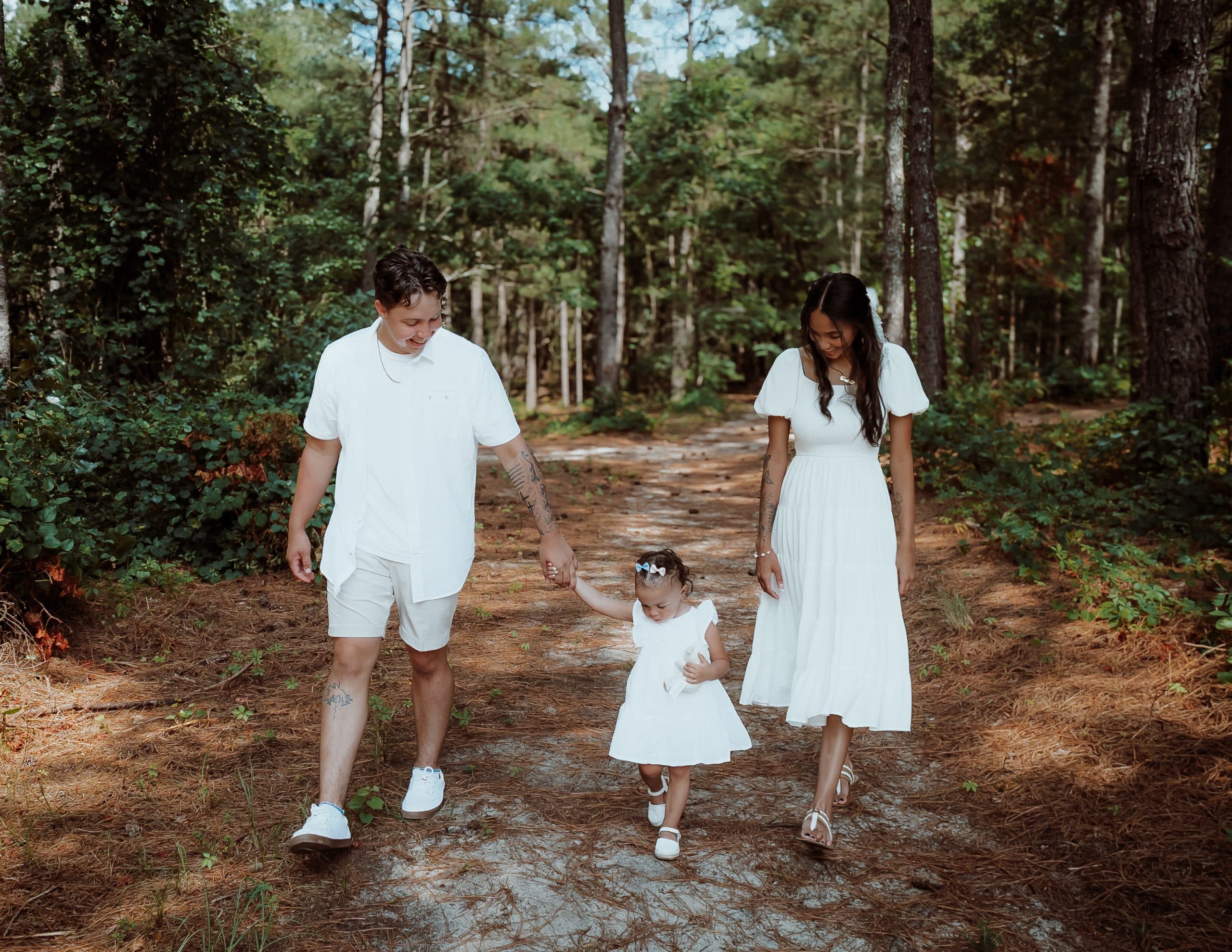 Family Outdoor Nature Session - Spring Lake, NC